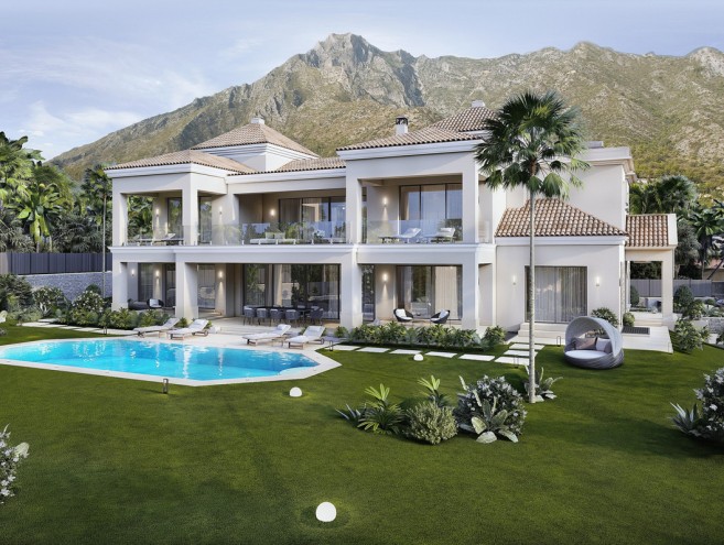 Villa for sale in Sierra Blanca, Marbella