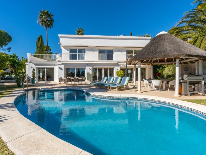 Villa for sale in The Golden Mile, Marbella