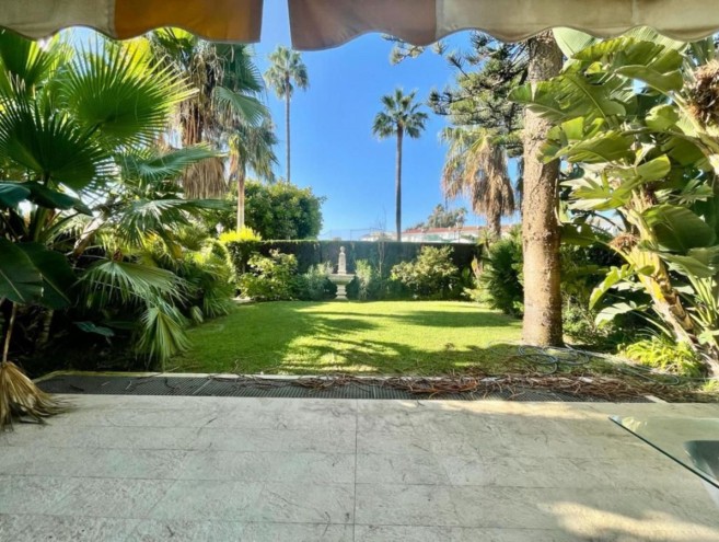 Apartamento for sale in Guadalmina Baja, Marbella