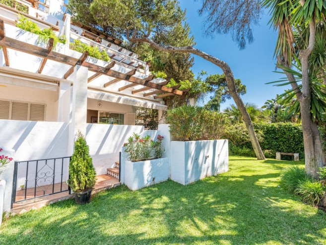 Apartment for sale in Puerto Banús, Marbella