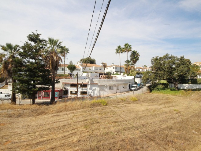 Terreno for sale in Elviria, Marbella