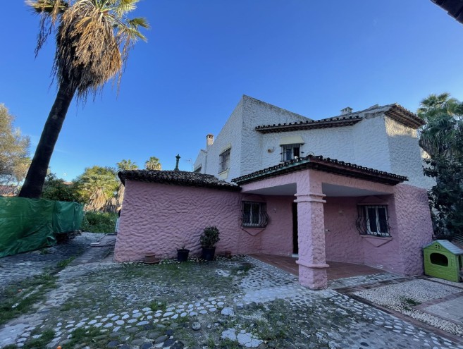 Villa for sale in Costa del Sol, Marbella