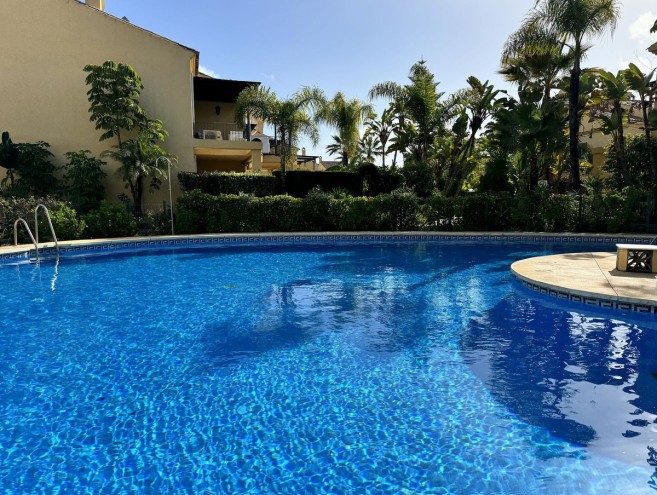 Townhouse for sale in Puerto Banús, Marbella