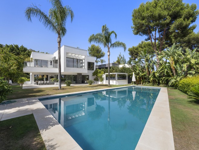 Villa for sale in Costa del Sol, Marbella