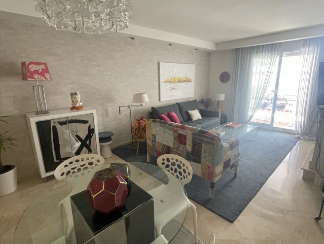 Apartment for sale in Nueva Andalucía, Marbella