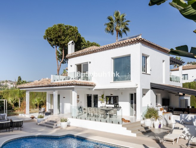 Villa for sale in Costa del Sol, Marbella