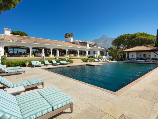 Villa for sale in The Golden Mile, Marbella