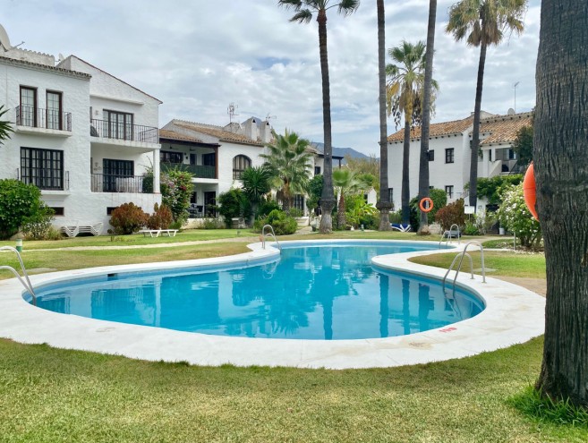Apartamento for sale in Nueva Andalucía, Marbella