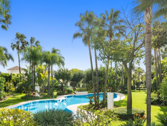 Villa for sale in The Golden Mile, Marbella
