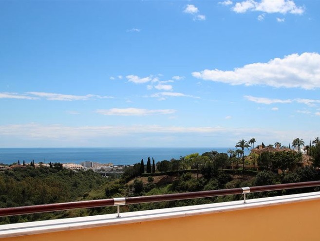 Apartment for sale in Sierra Blanca, Marbella