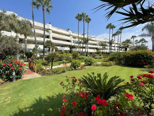 Apartment for sale in Puerto Banús, Marbella