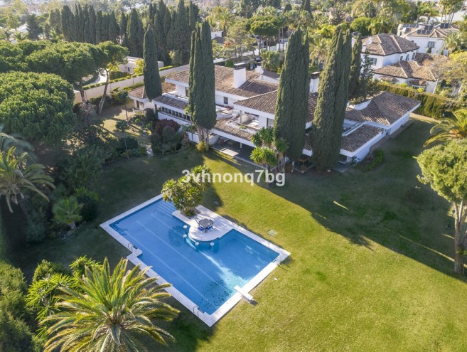 Villa for sale in Guadalmina Baja, Marbella