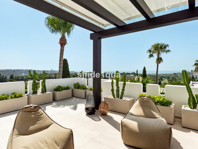 Maison Jumelée for sale in Nueva Andalucía, Marbella