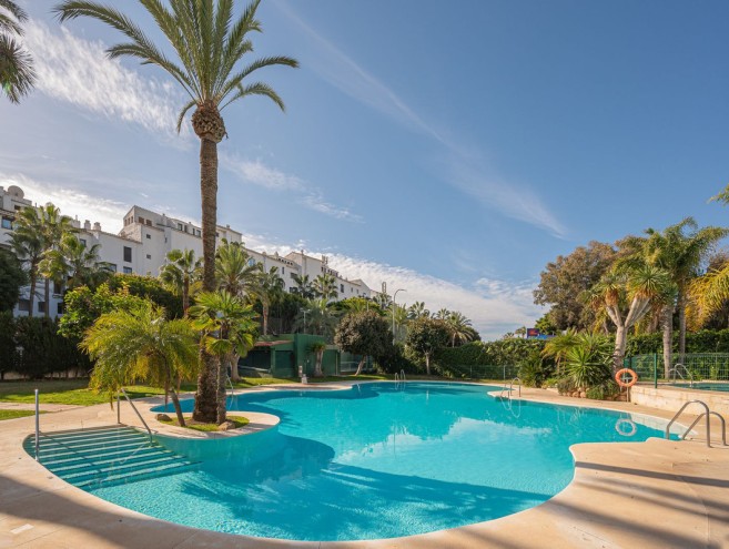 Apartment for sale in Puerto Banús, Marbella