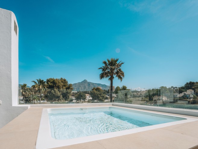 Unifamiliar for sale in Nueva Andalucía, Marbella