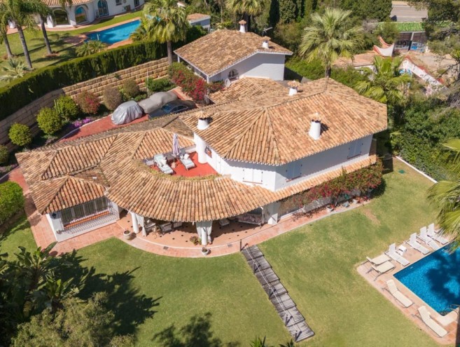 Villa for sale in Nagüeles, Marbella