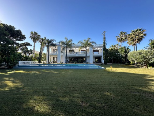Villa for sale in Guadalmina Baja, Marbella