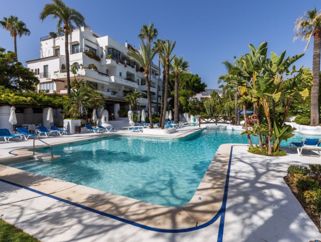 Apartment for sale in Puerto Banús, Marbella