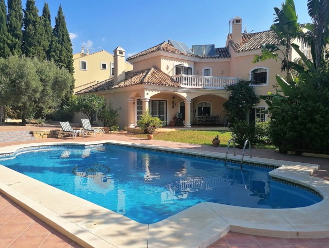 Villa for sale in Costa del Sol, Marbella