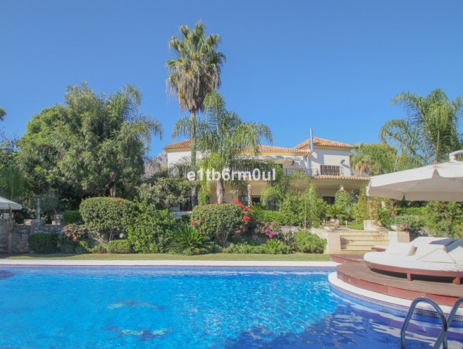 Villa for sale in The Golden Mile, Marbella