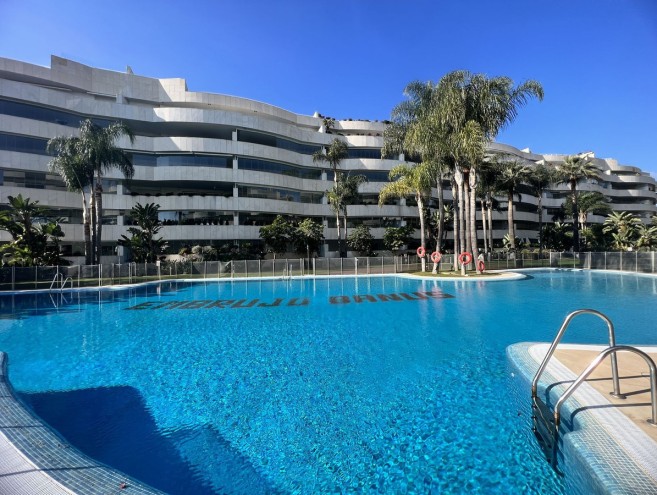 Apartment for sale in Puerto Banús, Marbella