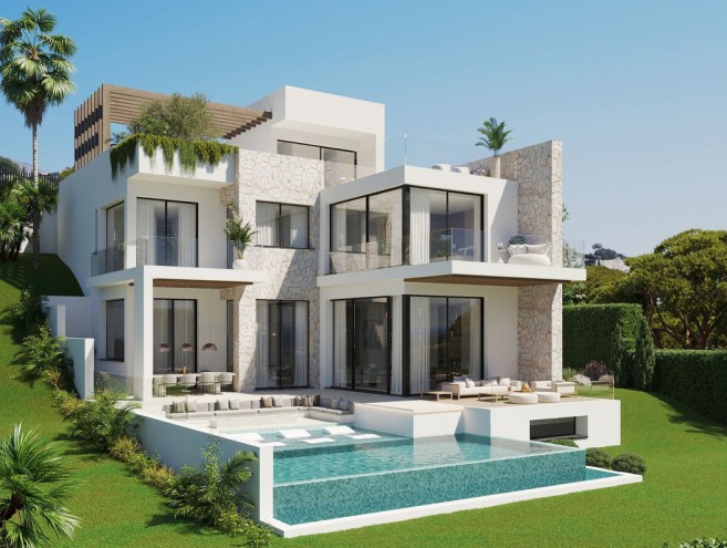 Villa for sale in Elviria, Marbella