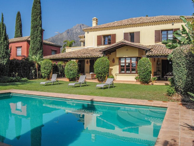 Villa for sale in Costa del Sol, Marbella