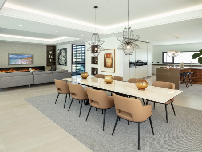 Villa for sale in Nueva Andalucía, Marbella