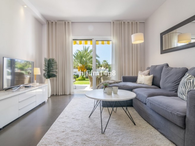 Apartment for sale in Nueva Andalucía, Marbella
