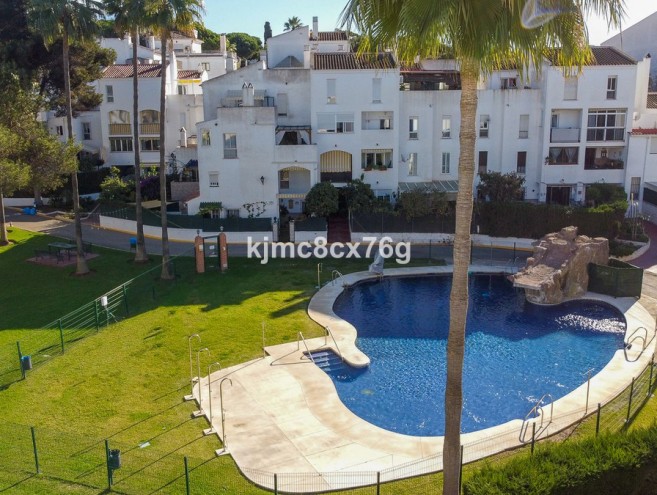 Apartamento for sale in Elviria, Marbella