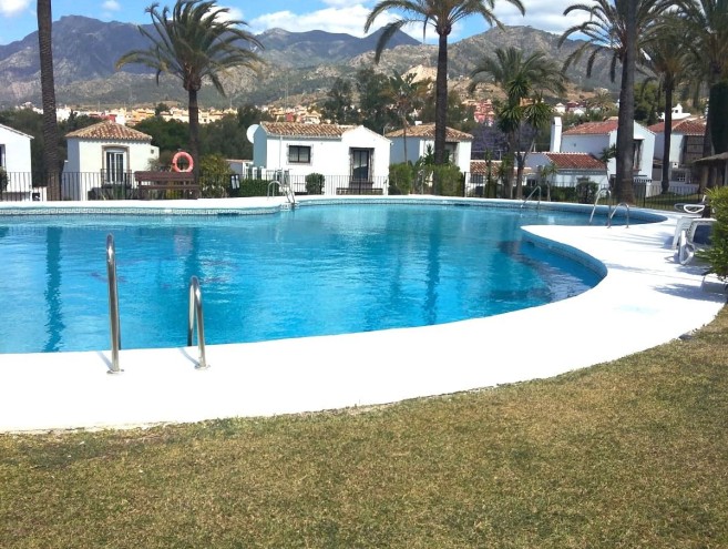 Villa for sale in Río Real, Marbella