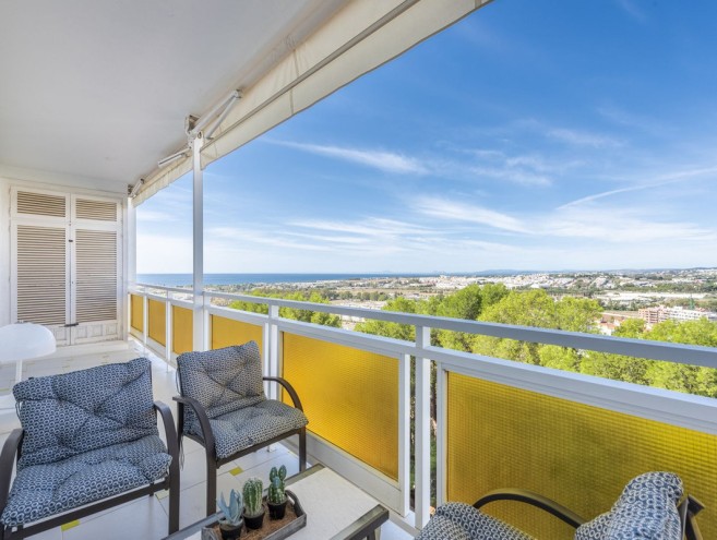 Apartment for sale in Nueva Andalucía, Marbella