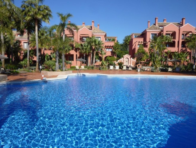 Apartment for sale in Puerto Banús, Marbella