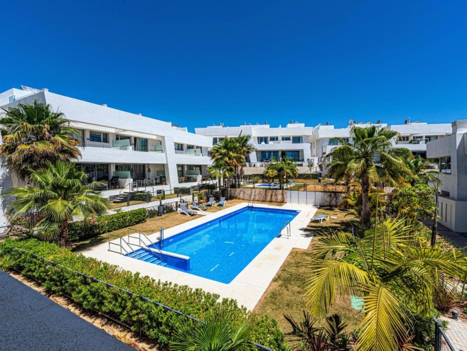 Unifamiliar for sale in Río Real, Marbella