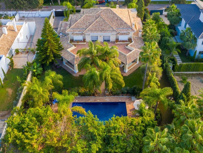 Villa for sale in Guadalmina Baja, Marbella