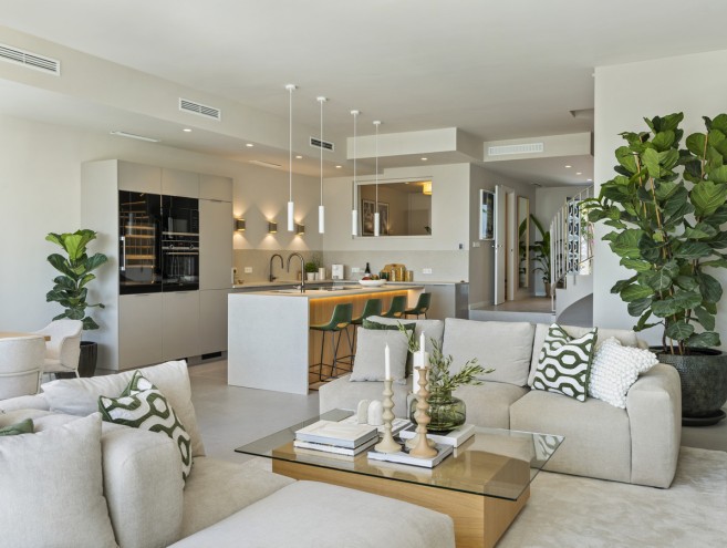 Unifamiliar for sale in La Quinta, Marbella