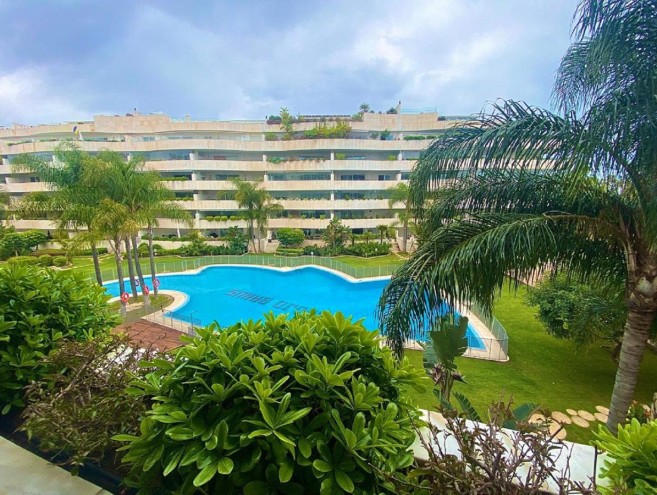 Apartment for sale in Puerto Banús, Marbella