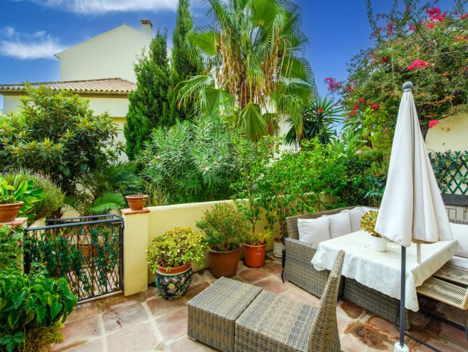 Apartment for sale in Nueva Andalucía, Marbella