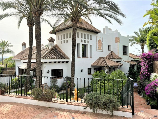 Villa for sale in Costa del Sol, Marbella