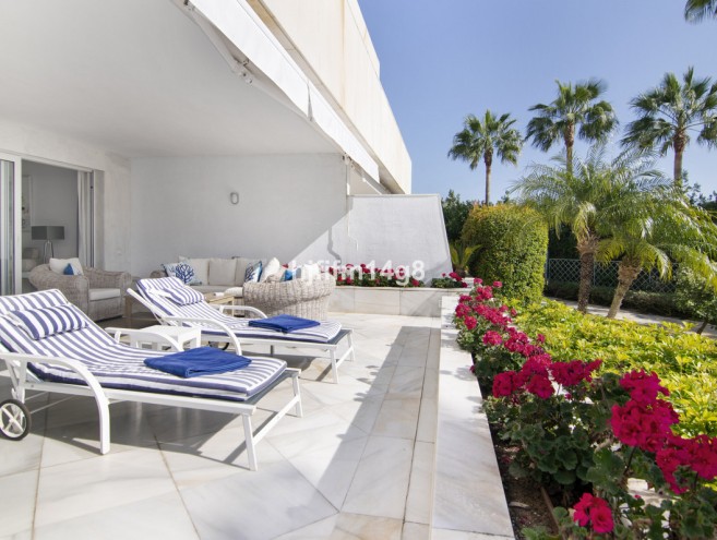 Appartement for sale in Nueva Andalucía, Marbella