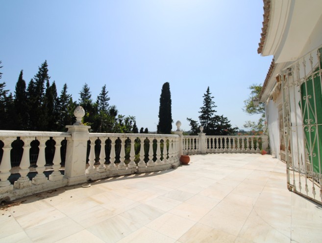 Villa for sale in The Golden Mile, Marbella