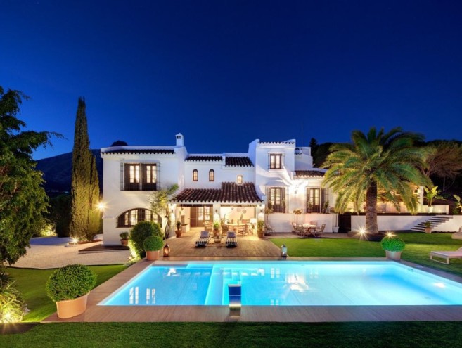 Villa for sale in The Golden Mile, Marbella