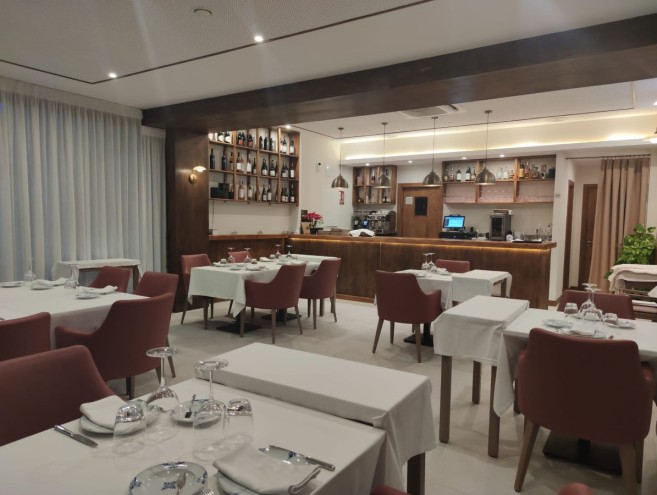 Commercial for sale in Nueva Andalucía, Marbella