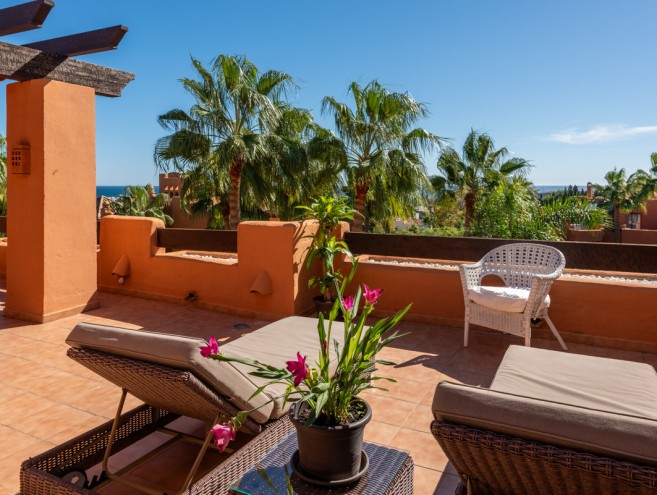 Apartamento for sale in Nueva Andalucía, Marbella