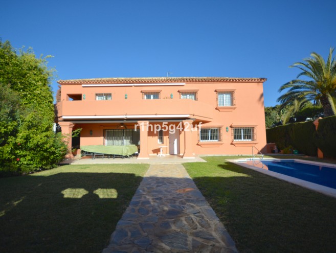 Villa for sale in Costa del Sol, Marbella