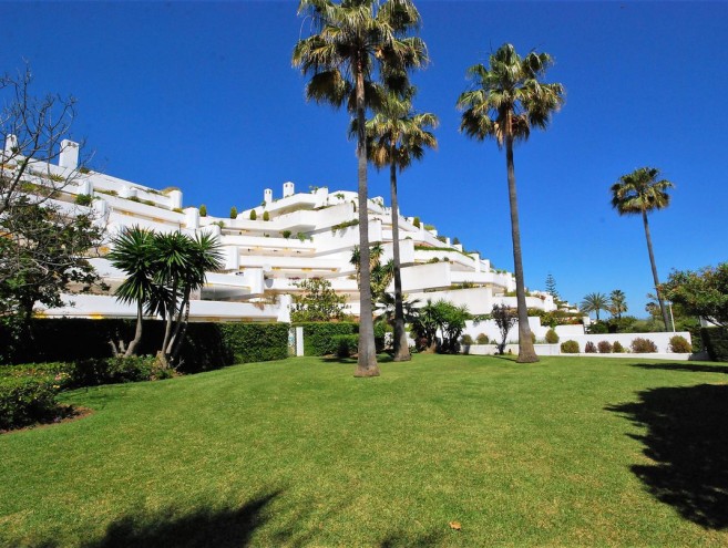 Apartamento for sale in Guadalmina Baja, Marbella