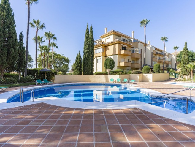 Apartamento for sale in Elviria, Marbella