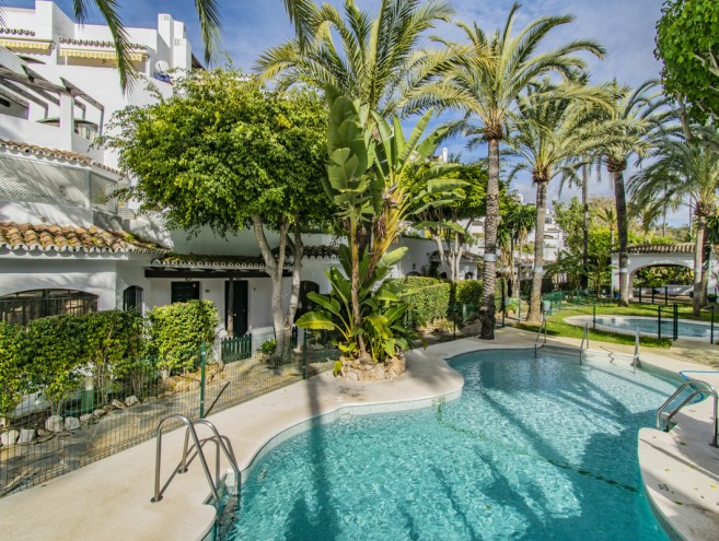 Apartamento for sale in Elviria, Marbella