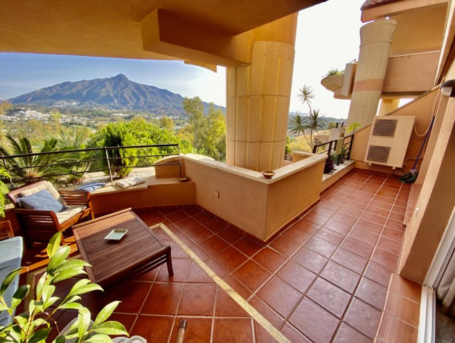 Apartamento for sale in Nueva Andalucía, Marbella