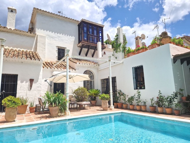 Villa for sale in Costa del Sol, Marbella